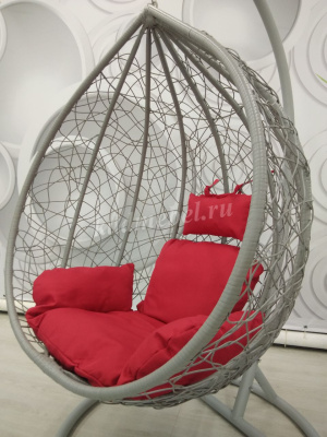 Кресло подвесное маленькое Кокон F-03 (Светло-серый ротанг/Красная подушка)
